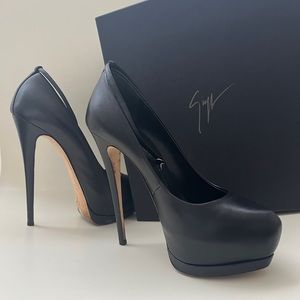 Giuseppe Zanotti Black Leather Eva 105